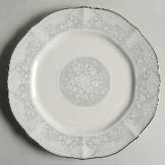 Chandon Gold Luncheon Plate or Accent Plate