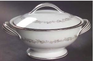 Crestmont Sugar and Lid