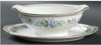 Ramona Gravy Boat and Stand