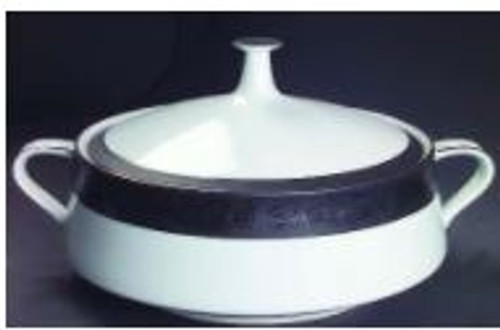 Sharon Noritake Covered Casser