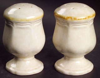 Country Charm Salt and Pepper Shaker