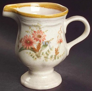 Field Bouquet Creamer
