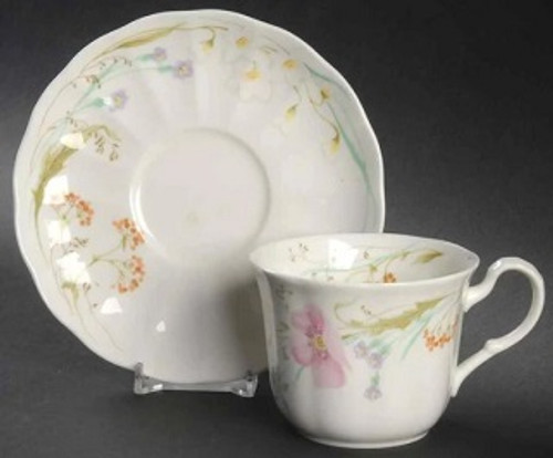 Pastel Bouquet Mikasa Cup And