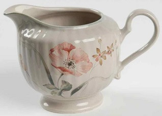 Pink Poppy Creamer
