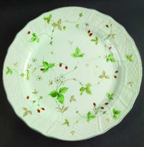 Strawberry Fair Mikasa Chop Pl