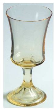 Misty Yellow Wine Goblet