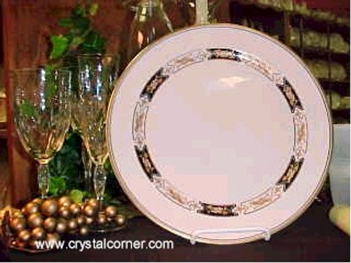 Mystique Pickard Dinner Plate