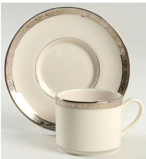 Venetian Pickard Cup And Sauce