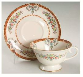 Grande Motif Cup and Saucer
