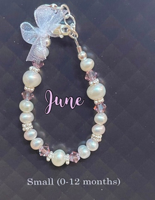 Birthstone Bracelet With Pearls June Small 0   12 Months