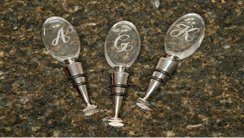 Cosmo Bottle Topper Initial T