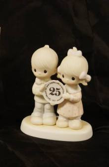 25Th Anniversary Figurine Pre - 25Th Anniversary Figurine  Precious Moments