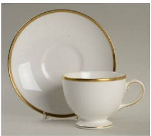 California Wedgwood Cup & Sau