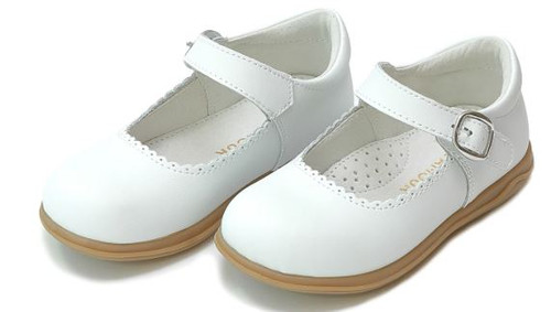 Chloe White Scalloped Size 11 LAmour Shoes