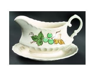 Vineyard I4327 Gravy Boat and Stand