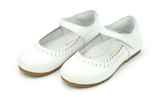 Lucille Scalloped Size 7 Flat White Lamour Shoe