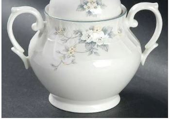 Lausanne Medium Rectangular Baker