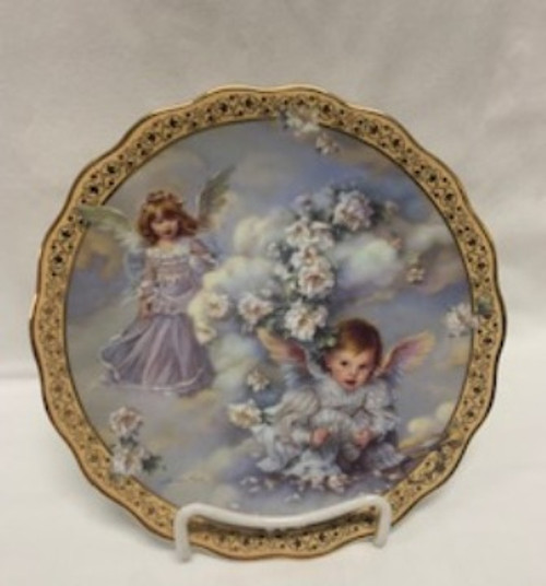 Heavenly Hideaway 4732Gi Bradford Exchange Plate