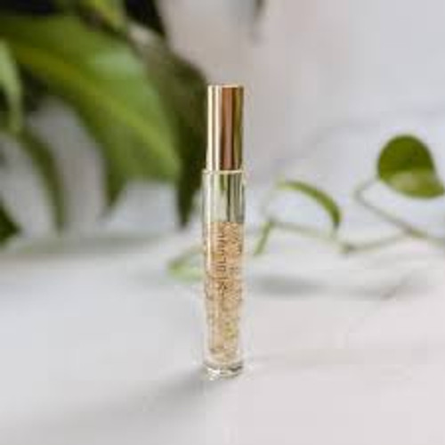 Canyon will take you on a journey winding through a Deep Canyon, smelling the Fresh Bergamot alongside the tall Heirloom Mahogany trees with subtle hints of soft musk that drift you into this intoxicating aroma!