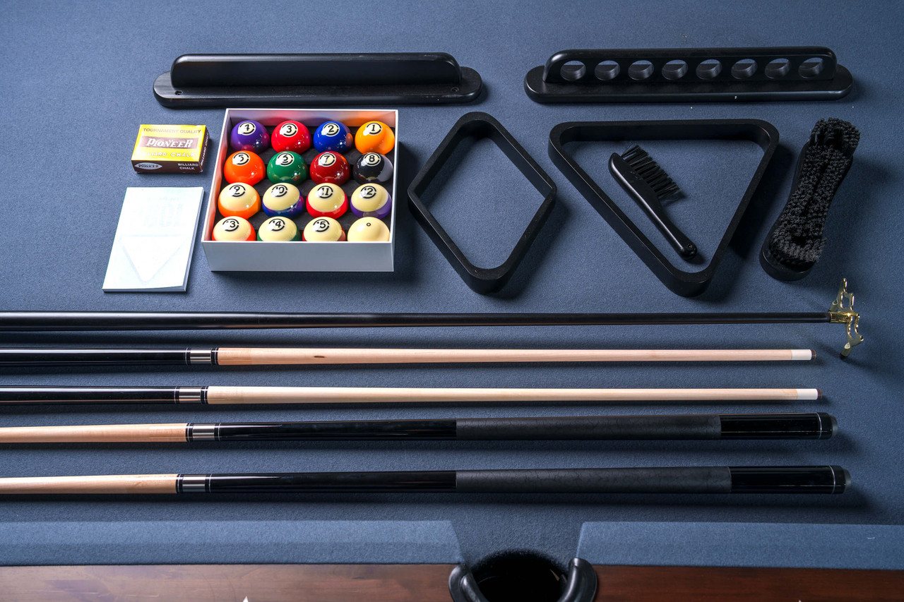 Doc & Holliday Luxury Billiards Accessories Kit