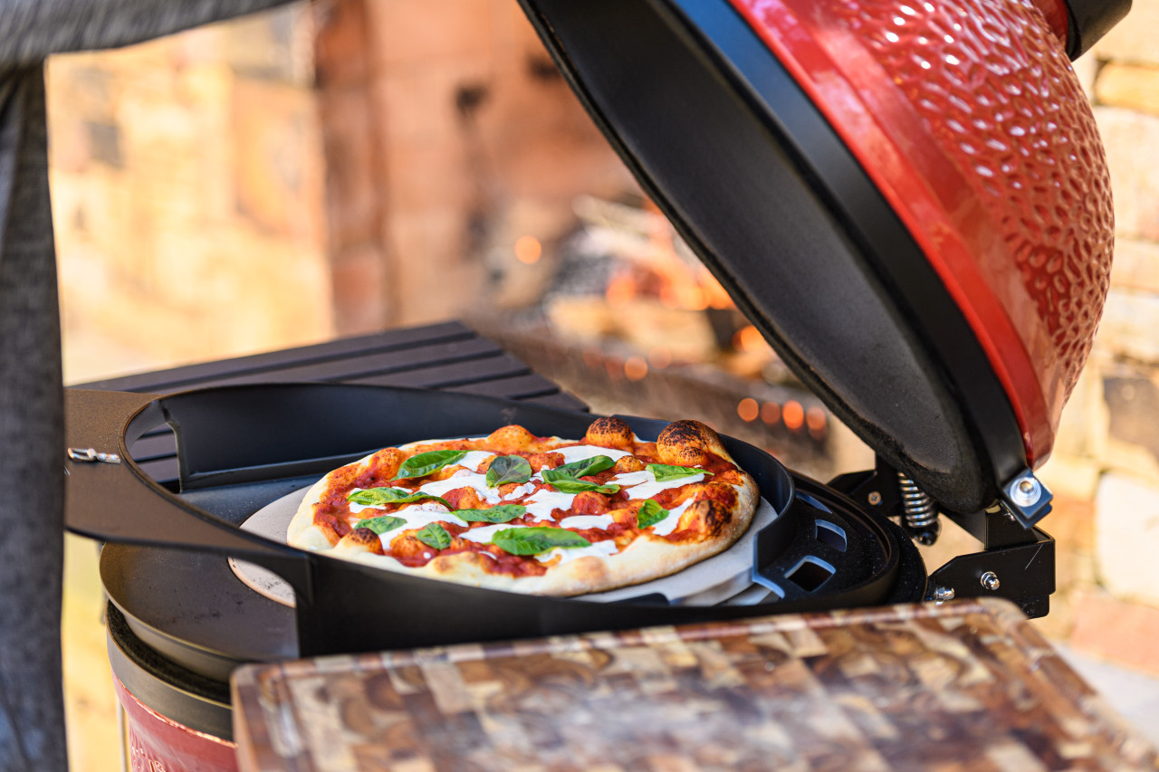 Kamado Joe DoJoe | Pizza Oven Grill Accessory - Sawyer Twain