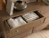 Hooker Furniture Sonnet Eight-Drawer Dresser