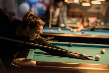 How to Create the Perfect Snooker Room