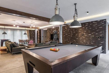 What Is the Regulation Height of a Pool Table?