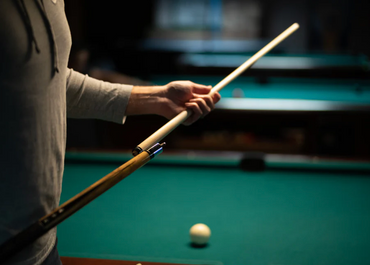 How to Gift Wrap a Billiards Stick: a Festive Guide