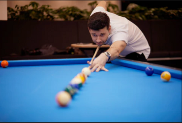 Mastering the Perfect Cue Grip: Hold Your Cue Like a Pro