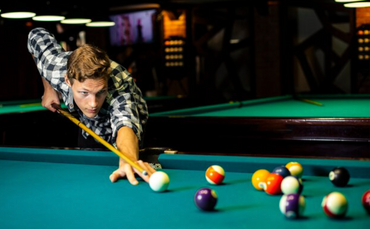 How to Set Up a Pool Table: A Comprehensive Guide for Beginners