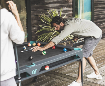 How Do You Choose an Outdoor Pool Table for Your Patio?