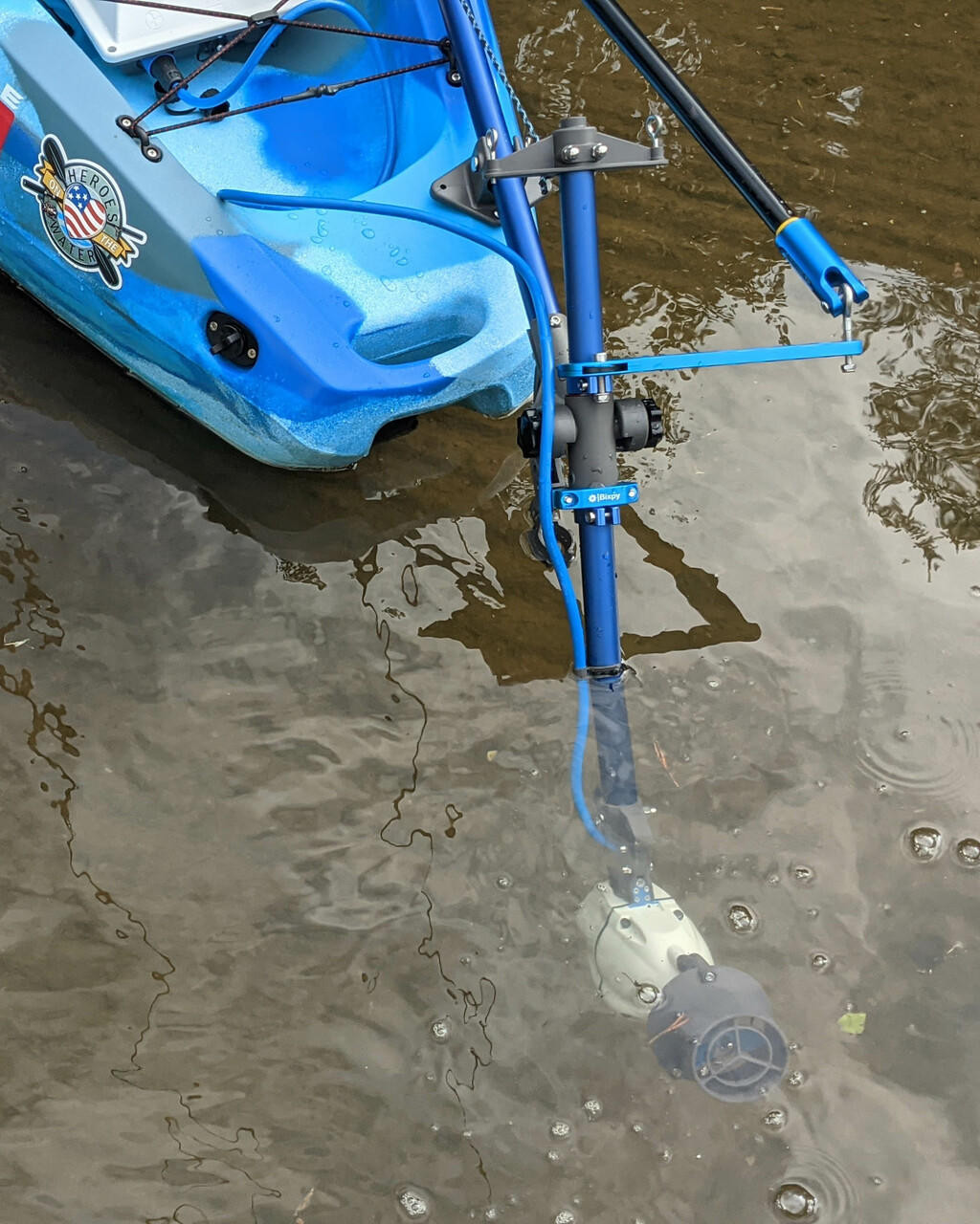 Fixation adaptable KAYAK pour gouvernail HOBIE Bixpy