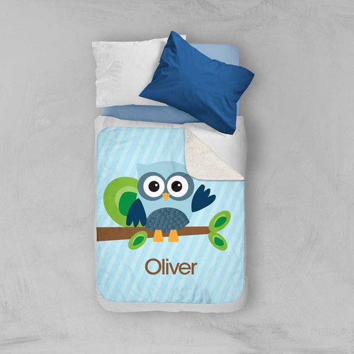 Spark & Spark Owl be Yours Blue Sherpa Blanket, children's blue Sherpa blanket with a cute owl design and the name Oliver embroidered on it.
