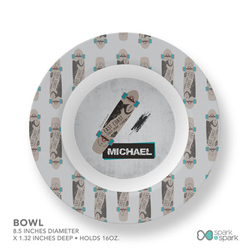 Spark & Spark Urban Skate Grey Kids Placemat, round kids' placemat featuring skateboard designs and the name Michael, with a diameter of 8.5 inches.