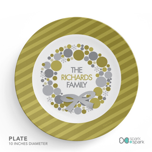 A Golden Xmas Wreath Holiday Placemat