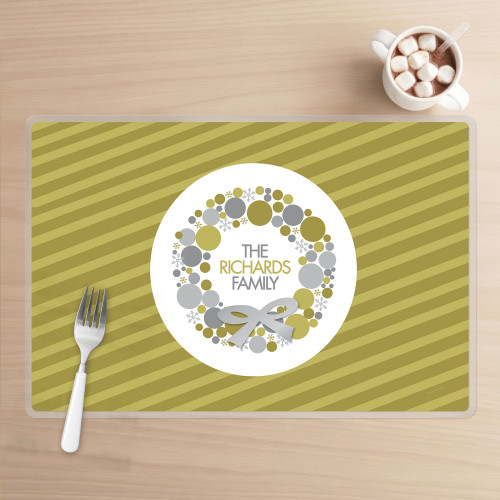 A Golden Xmas Wreath Holiday Placemat
