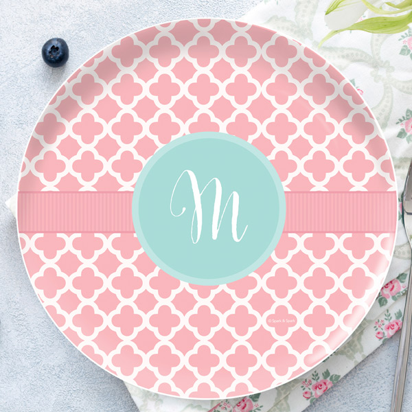 Pretty Pink Quatrefoil Kids Plates