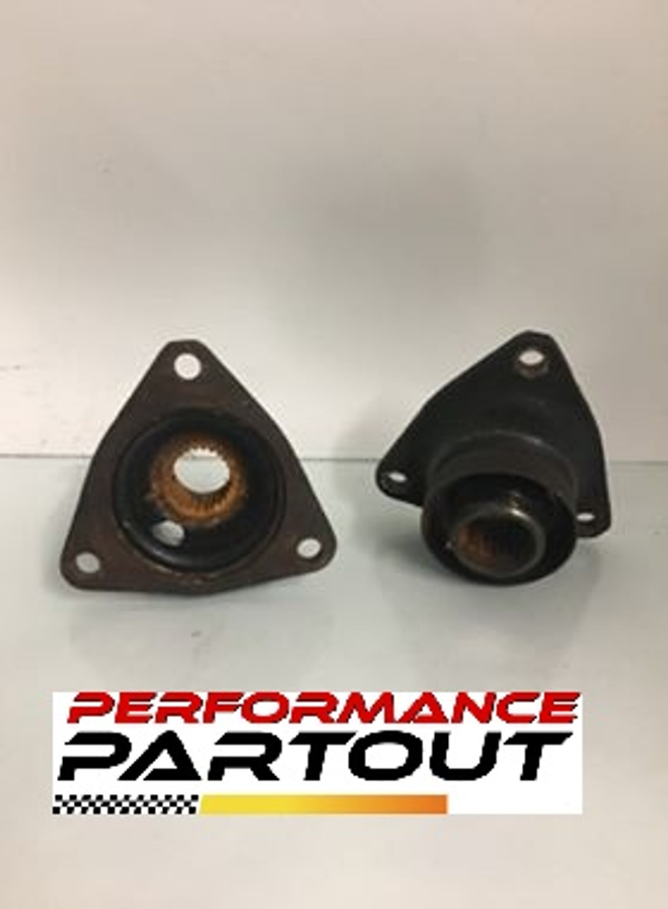 Axle cups 3 Bolt rear 1G AWD
