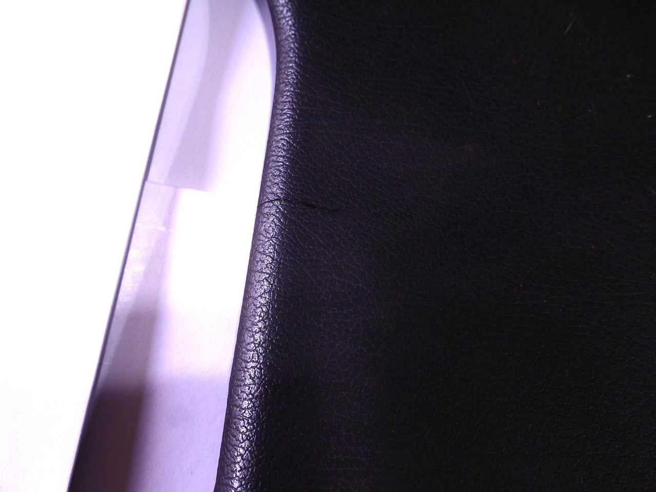 plastic B pillar upper  RIGHT Passengers cover 1G DSM (small crack)