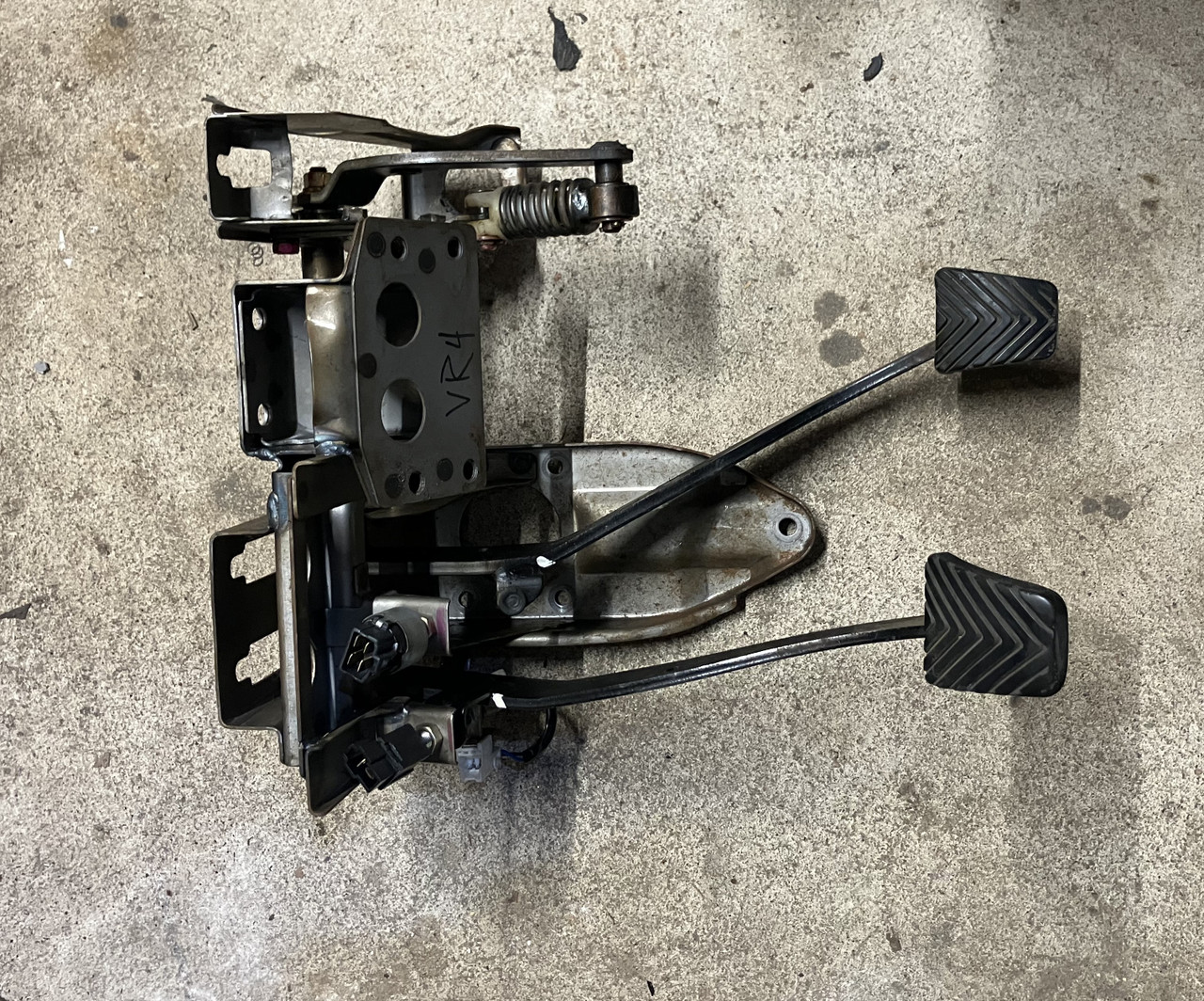 Pedal assembly Galant VR4 manual