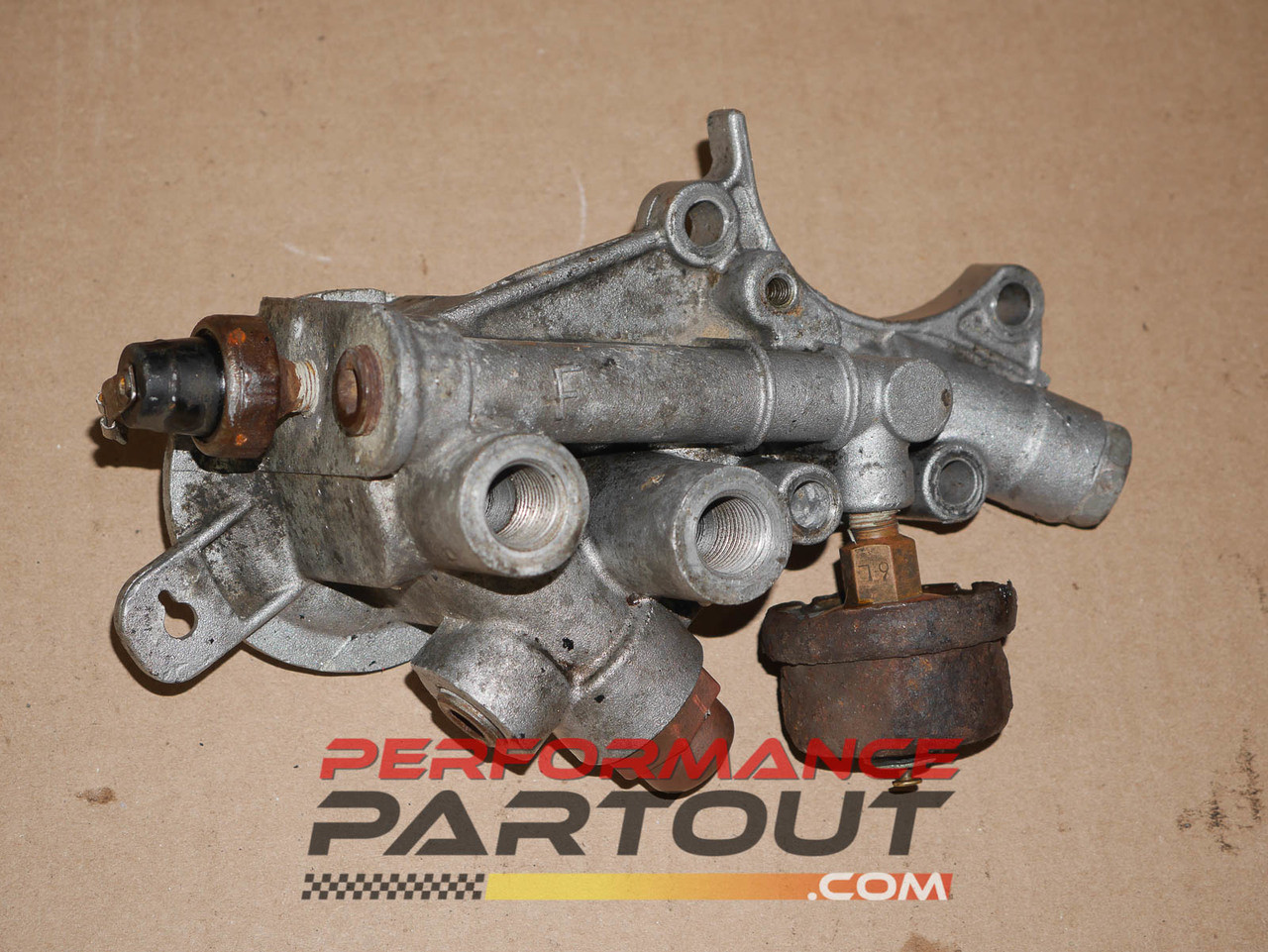 oil filter housing 1990
