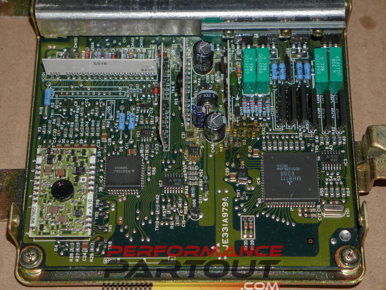 ECU 1990 Turbo Manual MD145903