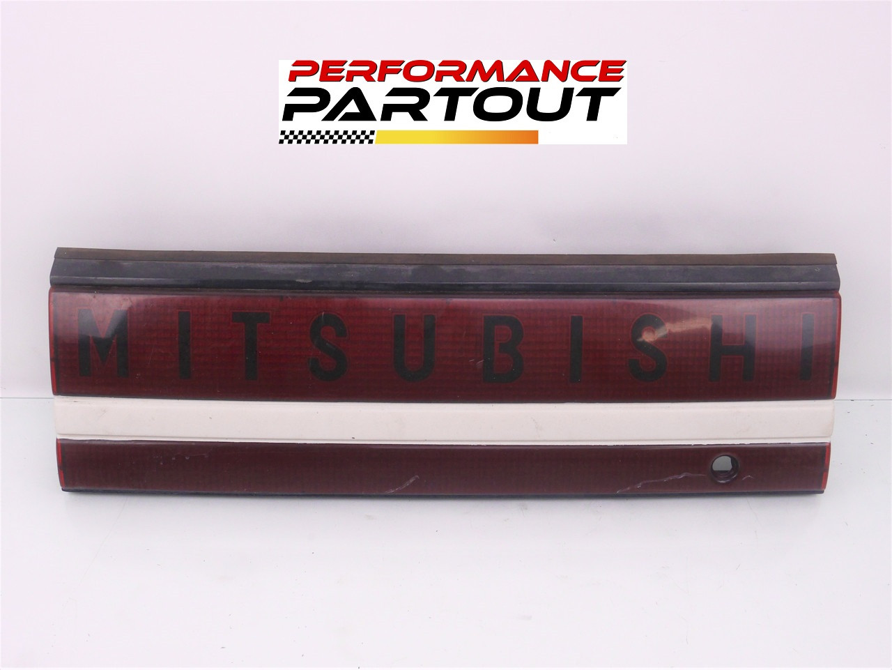 Tail light  90-91 Eclipse center