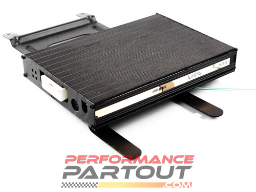 Infinity amplifier 2G DSM 95-99 MR158402