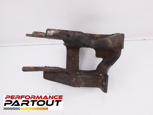Transmission Mount Bracket 2G Auto Rear Spyder GS Convertible