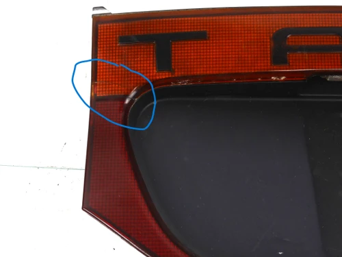 Tail Light Center Section 2G Eagle Talon Small Crack