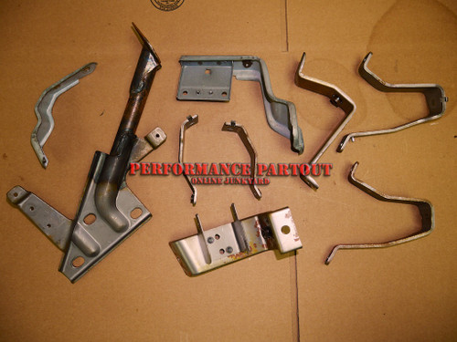 Dashboard mounting bracket set Galant VR4