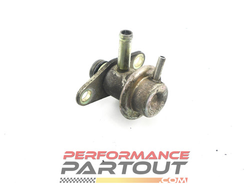 Fuel pressure regulator 1G DSM Auto 1382