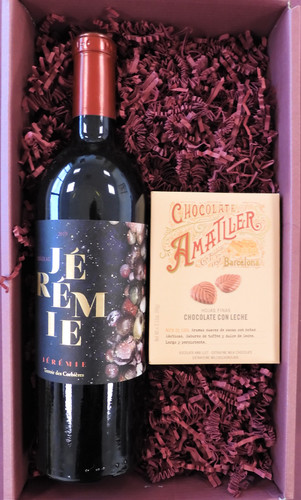 Corbieres and Chocolate Leaves Gift Box